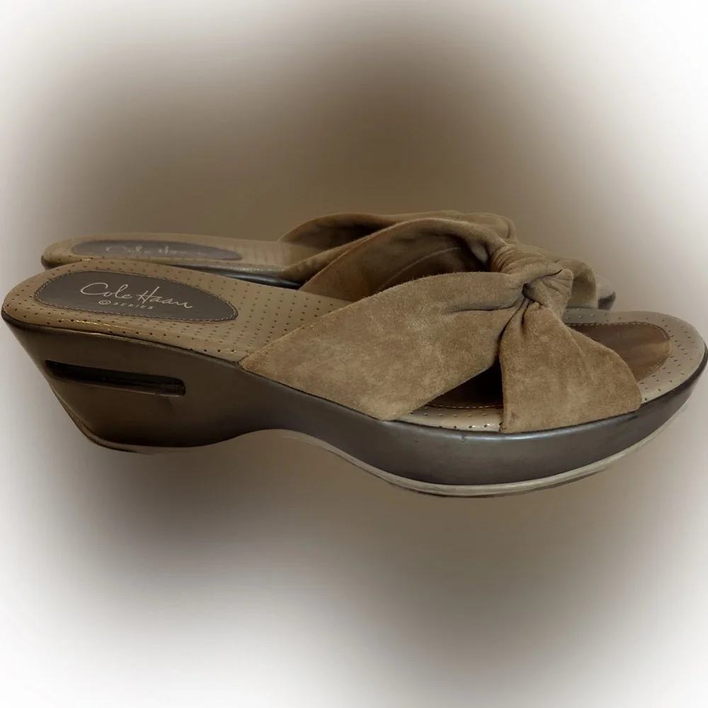 Cole Haan Series beige tan nikeair wedge sandals Size 5.5 B - Picture 2 of 5